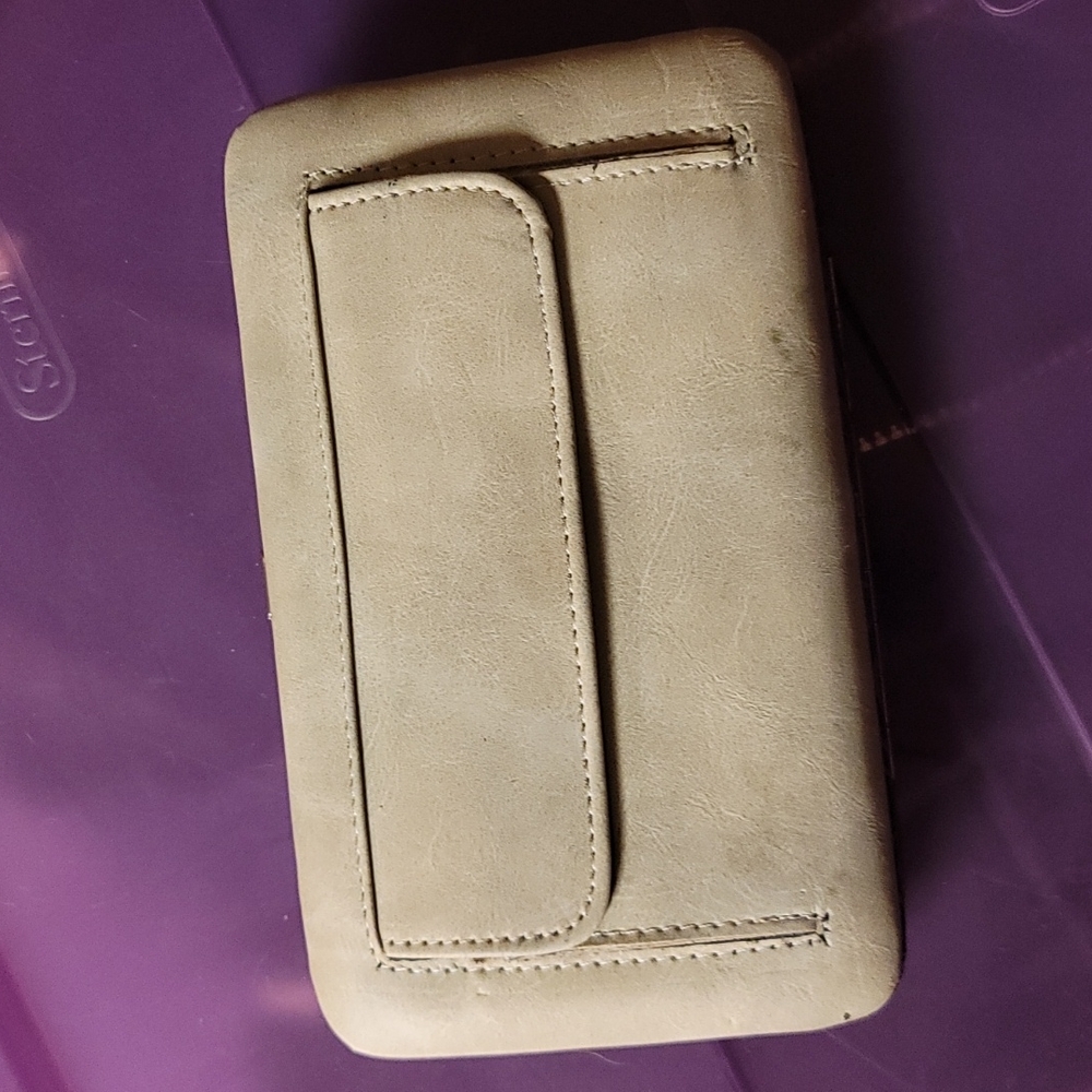 Wallet - Picture 3 of 4